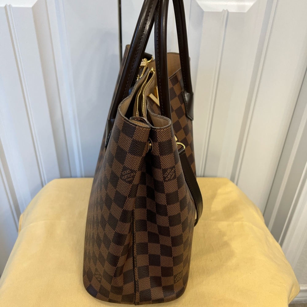 Beautiful AUTHENTIC Louis Vuitton Kensington Tote - Picture 4 of 16